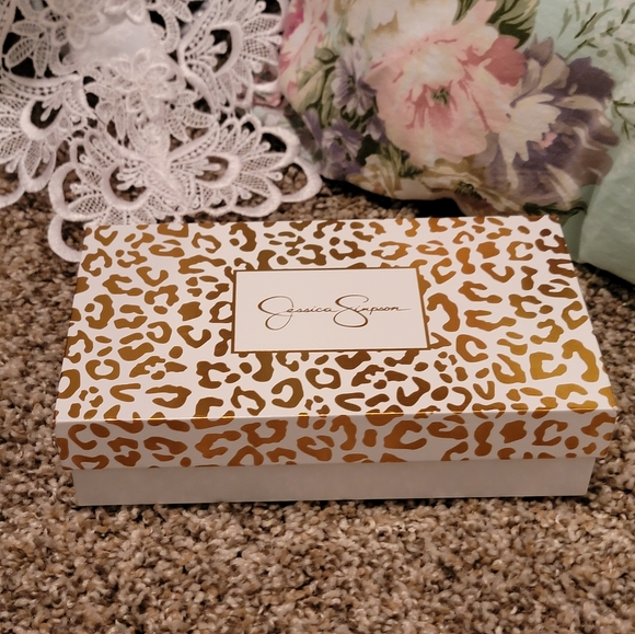 Jessica Simpson Mini CC purse and wallet set - Picture 2 of 10